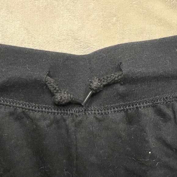 WestLoop Black Sweatshorts - Picture 2 of 3